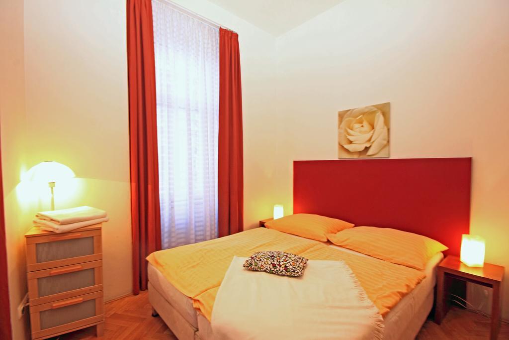 Theatre Residence Prague Bilik gambar
